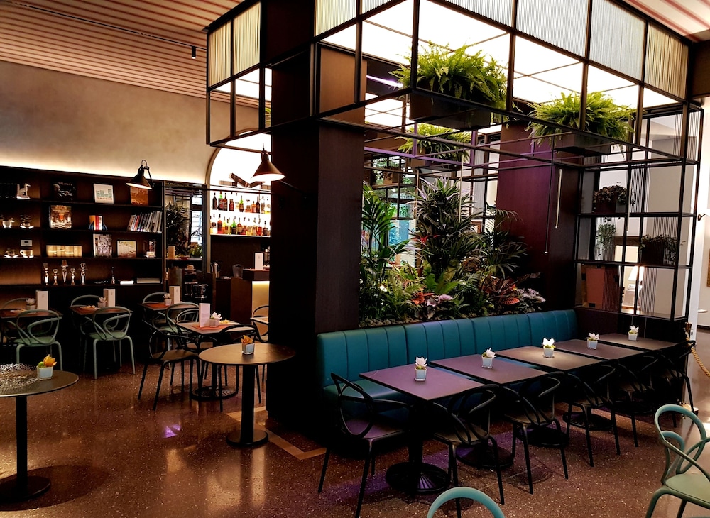 Hotel Sanpi Milano 55/74