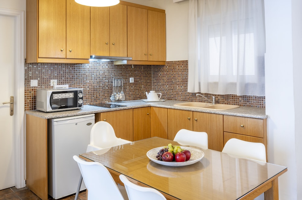 Peridis Family Resort 57/75