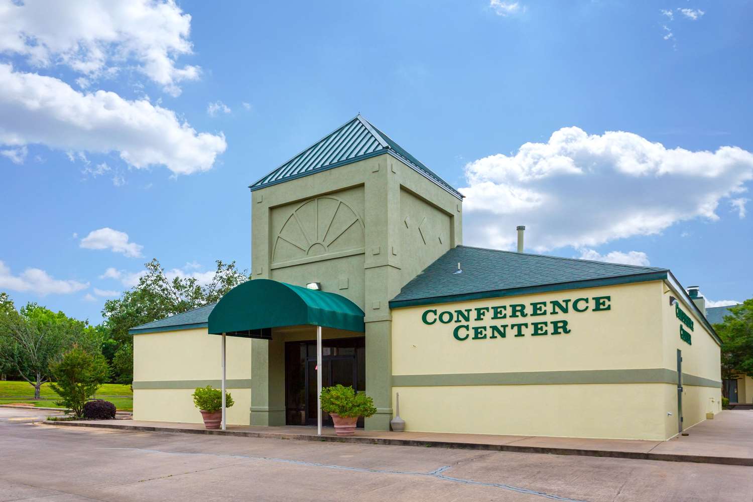 Quality Inn Heber Springs, AR 4/30