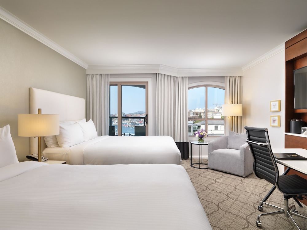 Grand Pacific Hotel 7/35