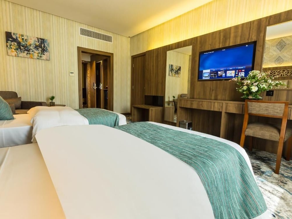 Wow Diamond Hotel 47/83