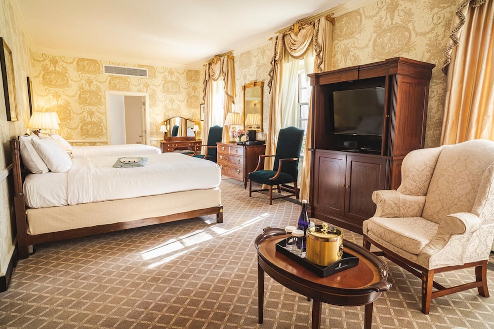 Williamsburg Inn - A Colonial Williamsburg Hotel 7/47