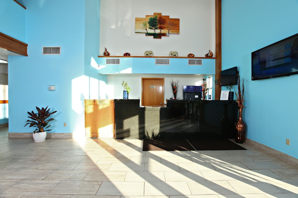 Coratel Inn & Suites By Jasper Newton 4/30