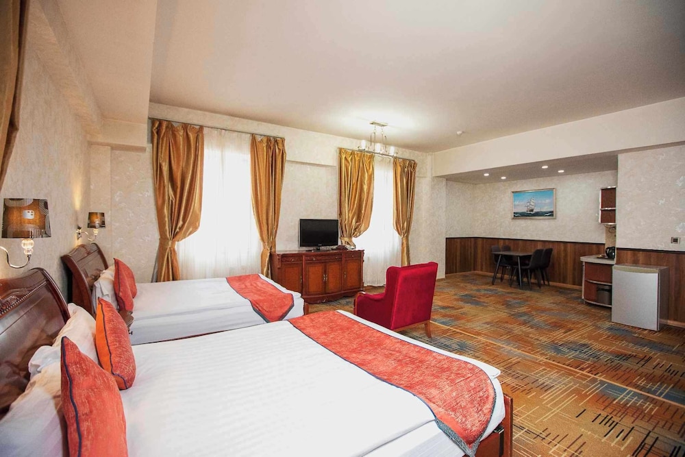 Ub City Hotel 13/50