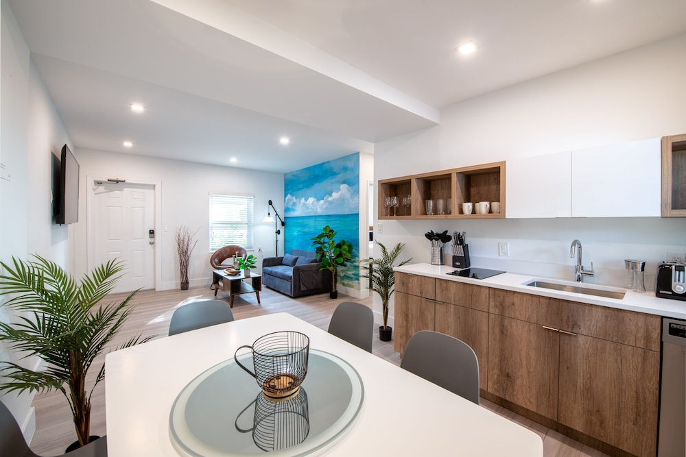 The Lauderdale Boutique Hotel 12/50