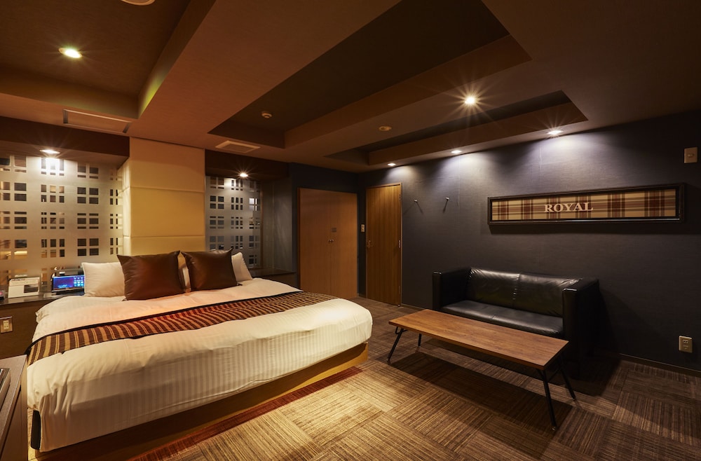 Hotel Love 10/50