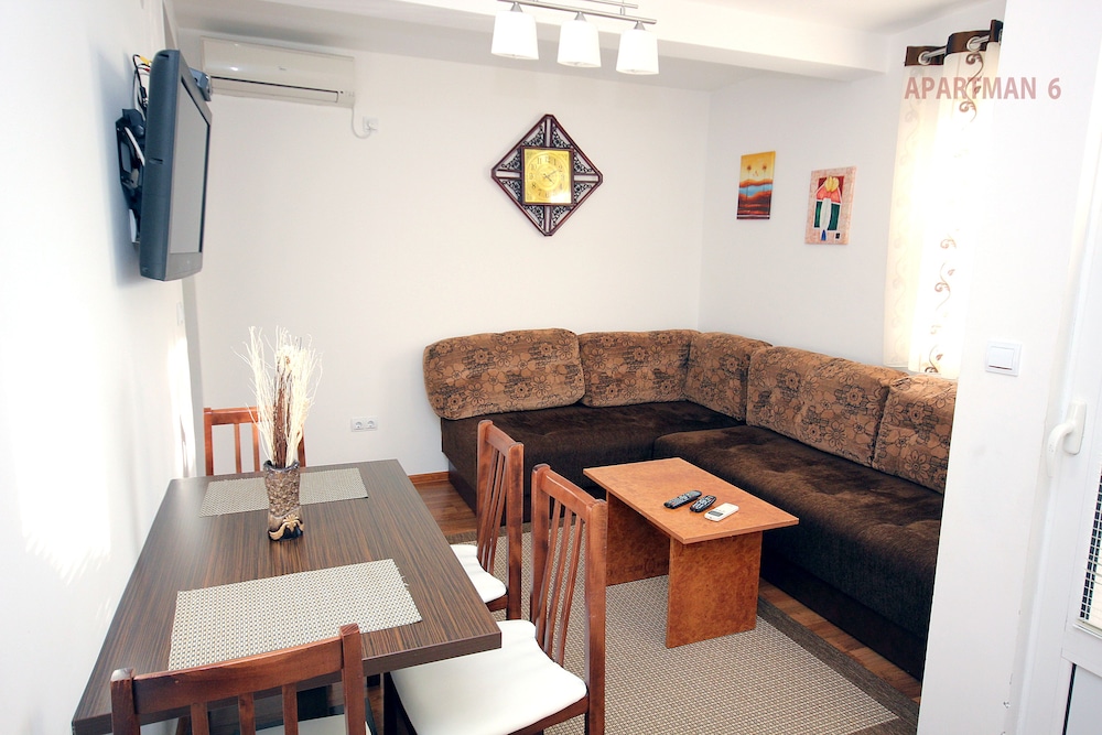 Apartments Kojic 50/75