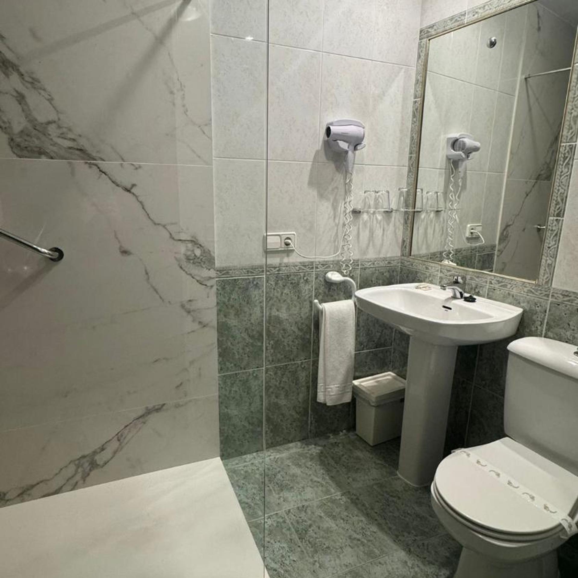 Bradomin Hotel 43/50