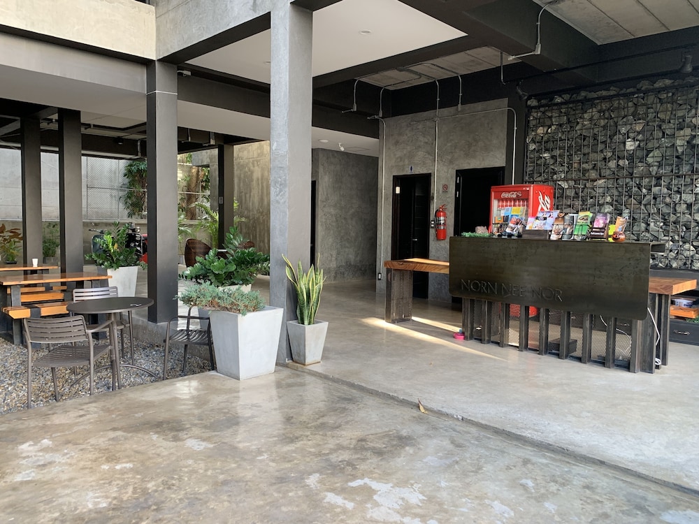 Norn Nee Nor Hostel&Cafe 6/46