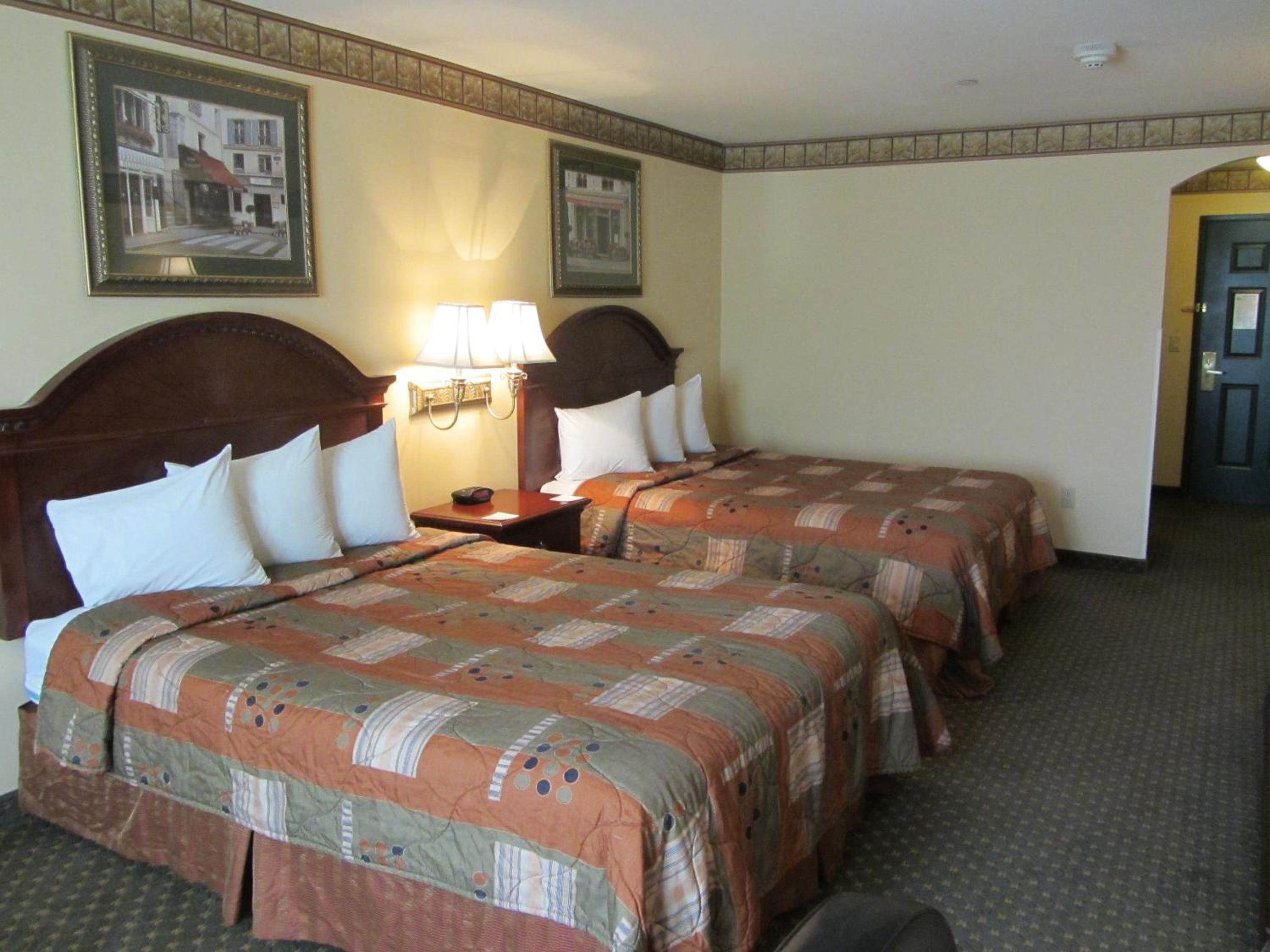 ROOM, 2 QUEEN BEDS
