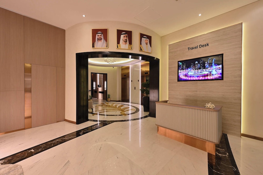 Pavilion Palace Hotel 34/43