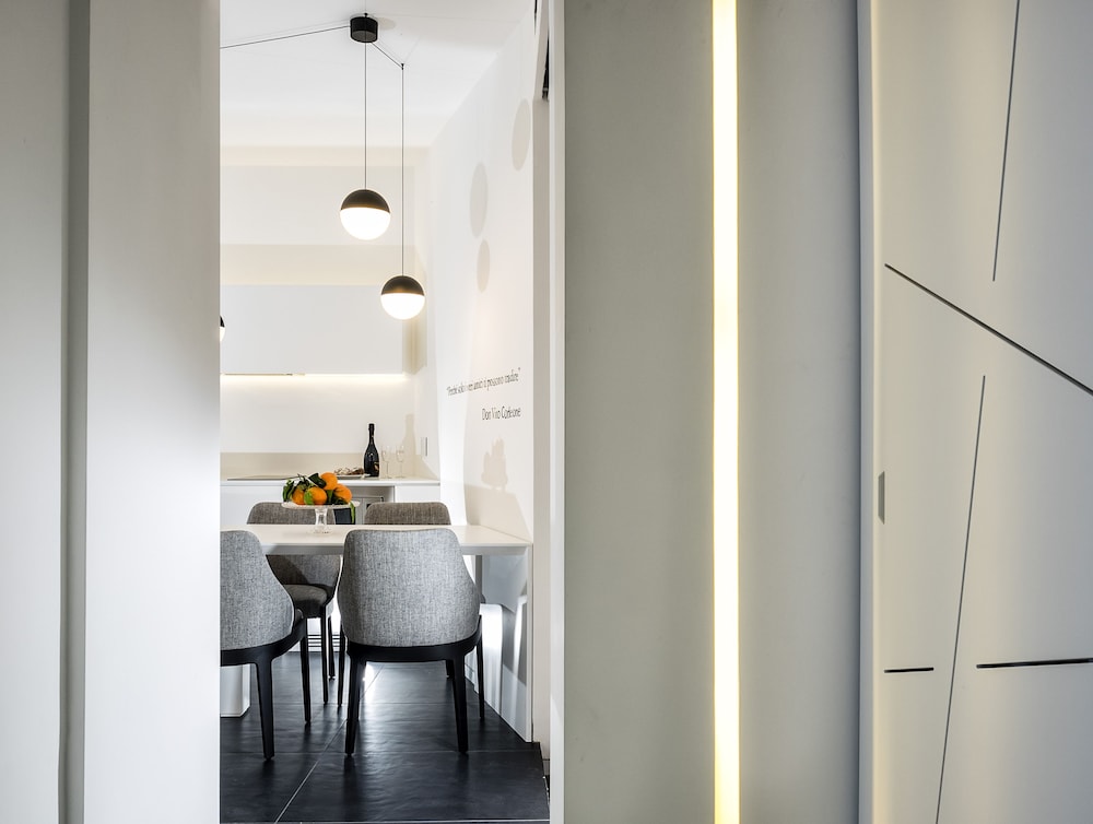 DUOMO SUITES & SPA 5/50