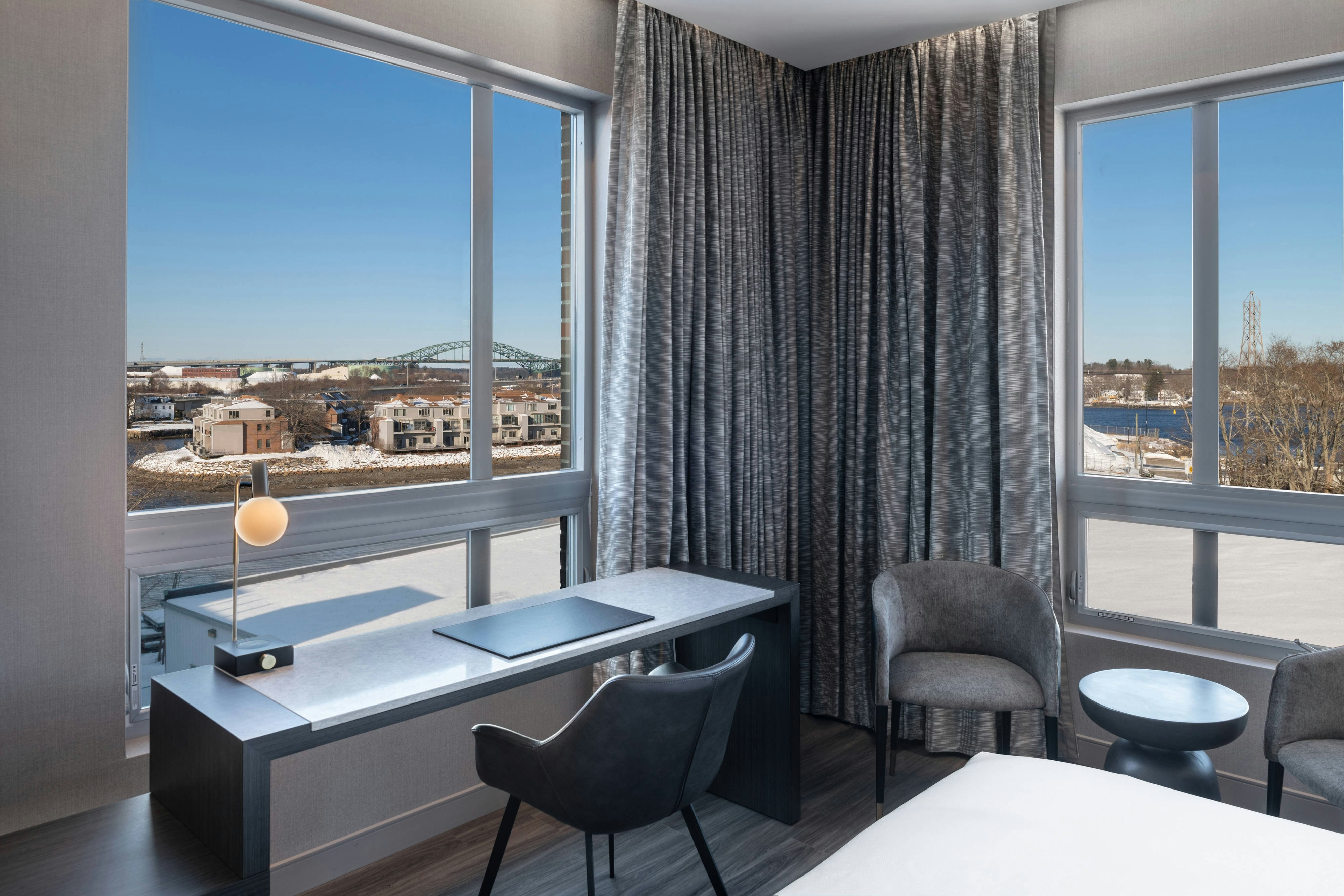 Ac Hotel By Marriott Portsmouth Downtown/Waterfront 56/77