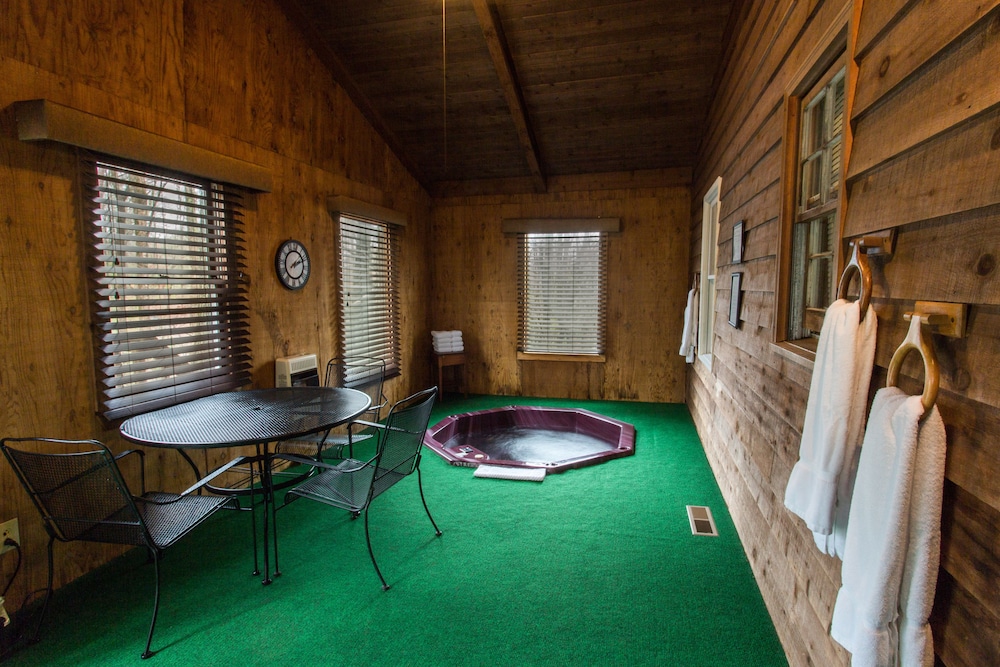 Forrest Hills Mountain Resort 36/72