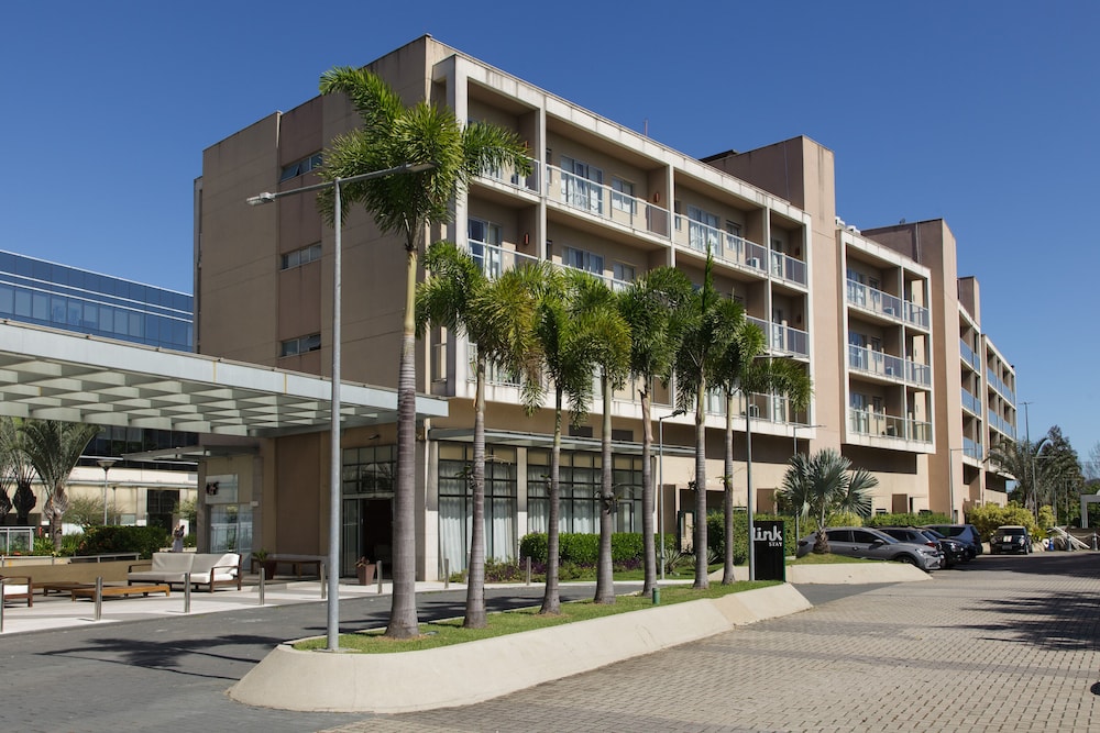 Promenade Link Stay 55/57