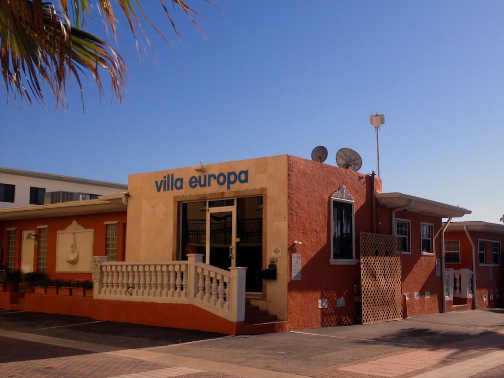 Villa Europa Hotel 3/50