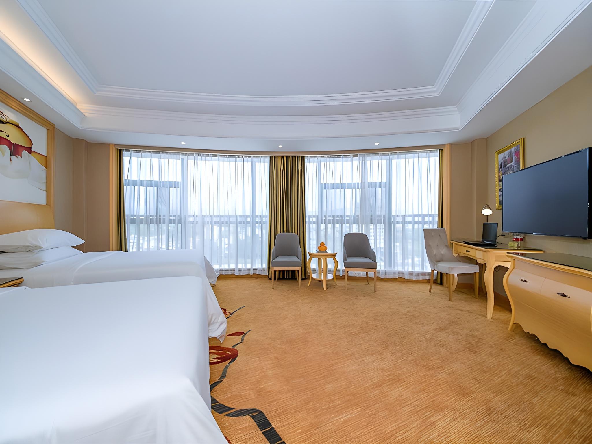 Vienna International Hotel (Enshi Cultural Center Airport) 17/39