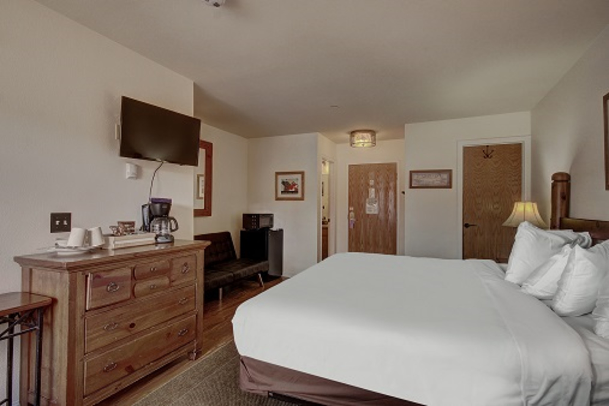 4 Bedrooms, Condominium
