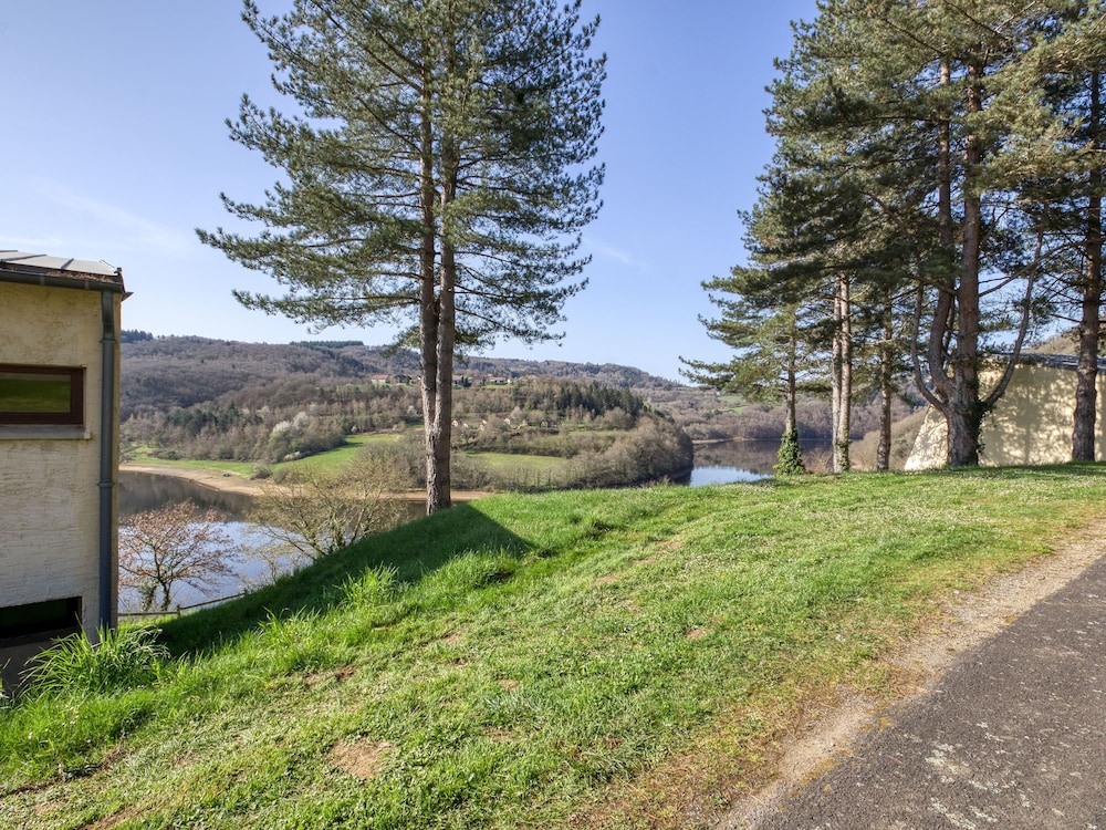 Residence Vacanceole Le Domaine de Confolant 43/62