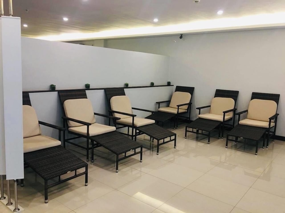 Sheridan Boutique Hotel 32/36
