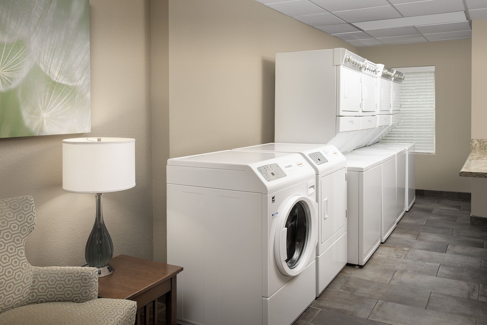 Staybridge Suites Greenville I-85 Woodruff Road 19/58