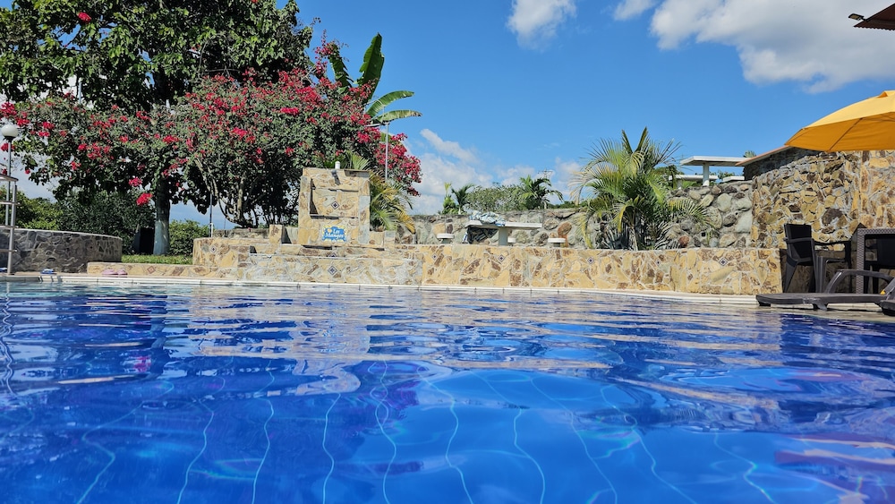 Hotel Bora Bora Campestre Los mangos 31/45