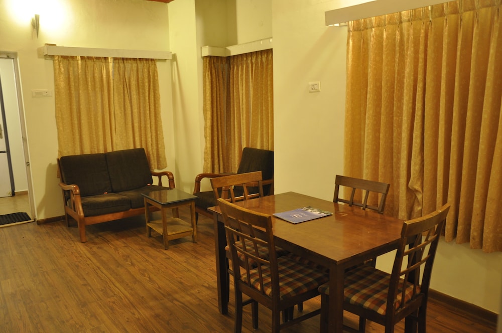 Sabol Holiday Resorts 17/30