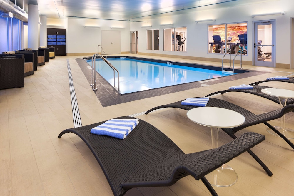 Hyatt Regency Bloomington Minneapolis 34/72