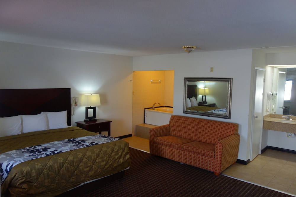 VIP Inn and Suites 15/40