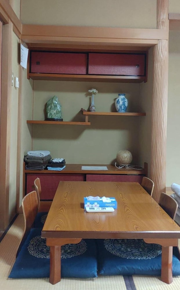 Guest House WA - Hostel 57/62