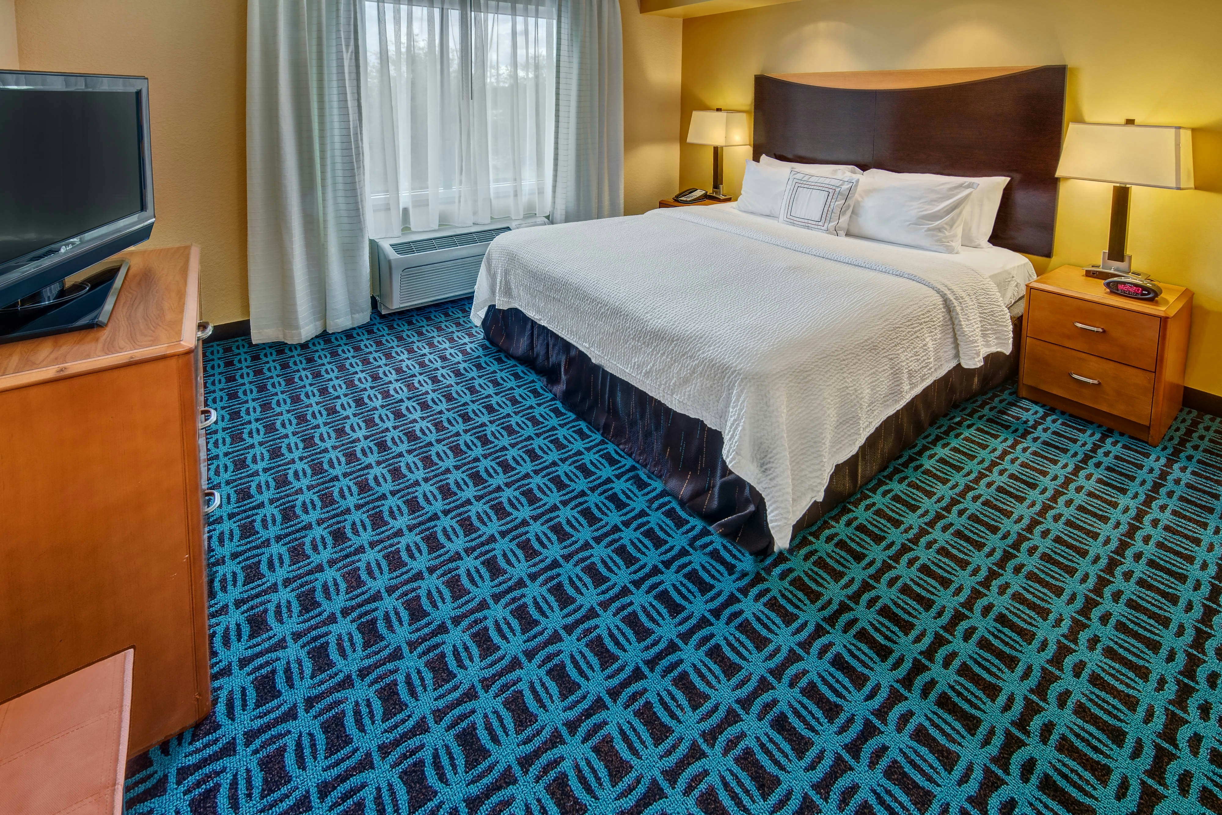 Fairfield Inn Suites By Marriott Naples 6/18