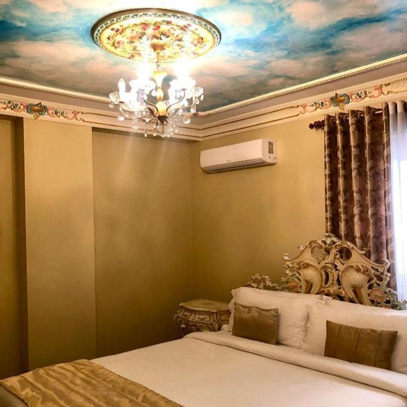 Empire Hotel 40/50