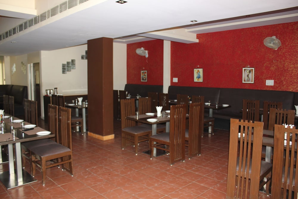 Savi Regency Hotel 23/36