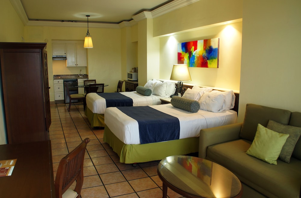 Royal Villas Resort Hotel 23/65