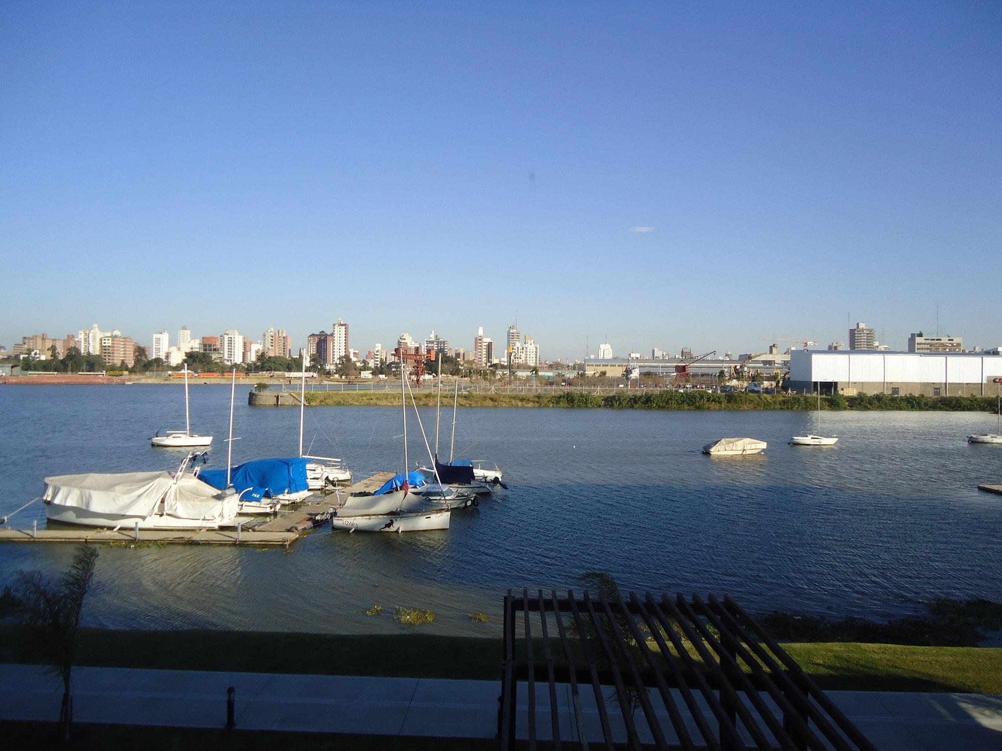 Puerto Amarras Hotel & Suites 15/19