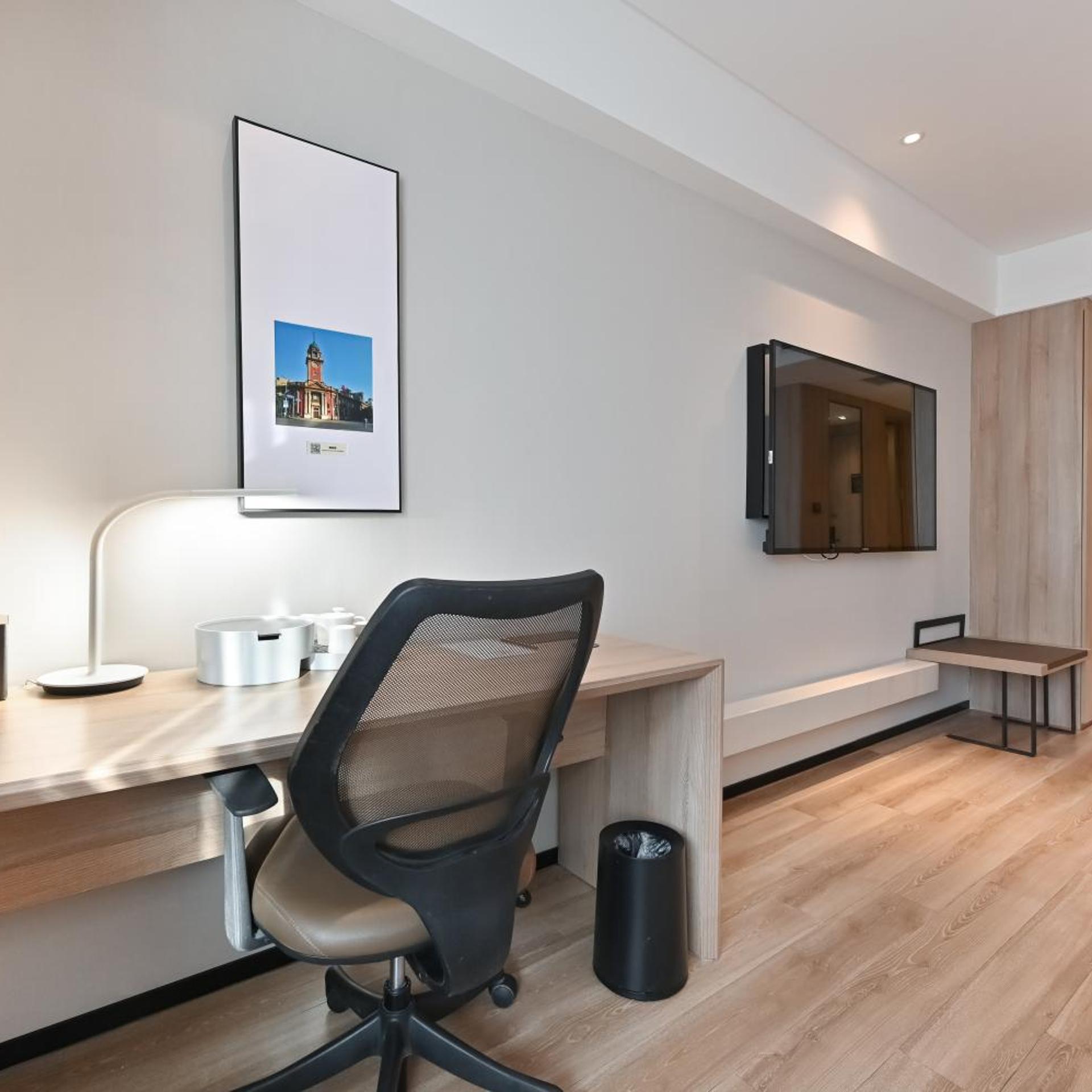 Atour Hotel Shengyang Youth Street Jinlang 60/74