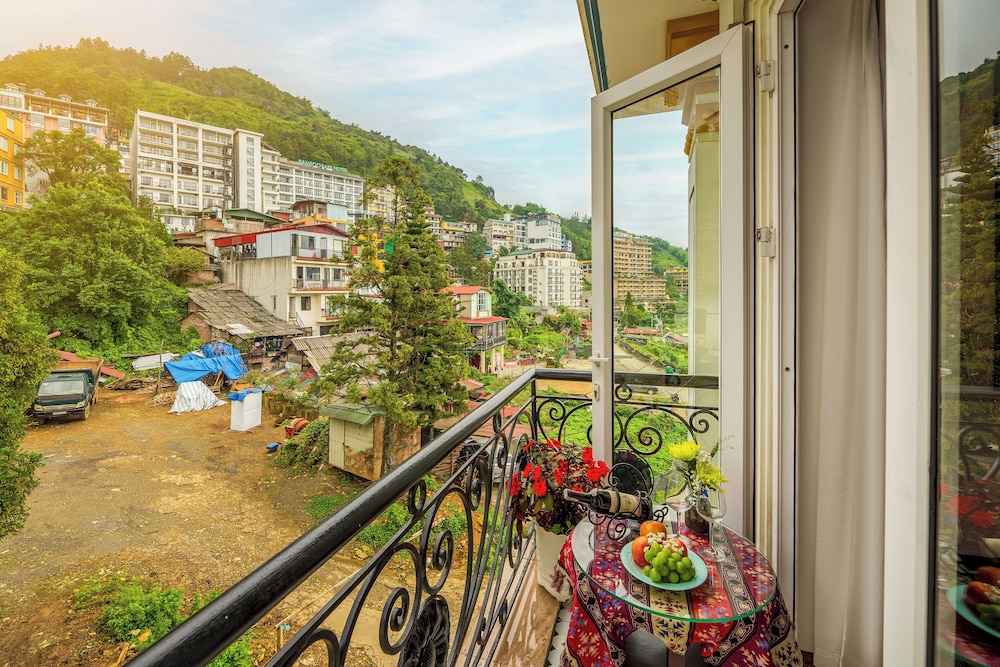Praha Hotel Sapa 45/50