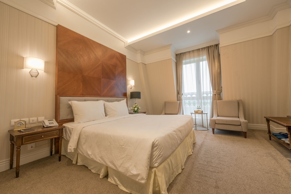 FLC LUXURY RESORT VINH PHUC 28/70