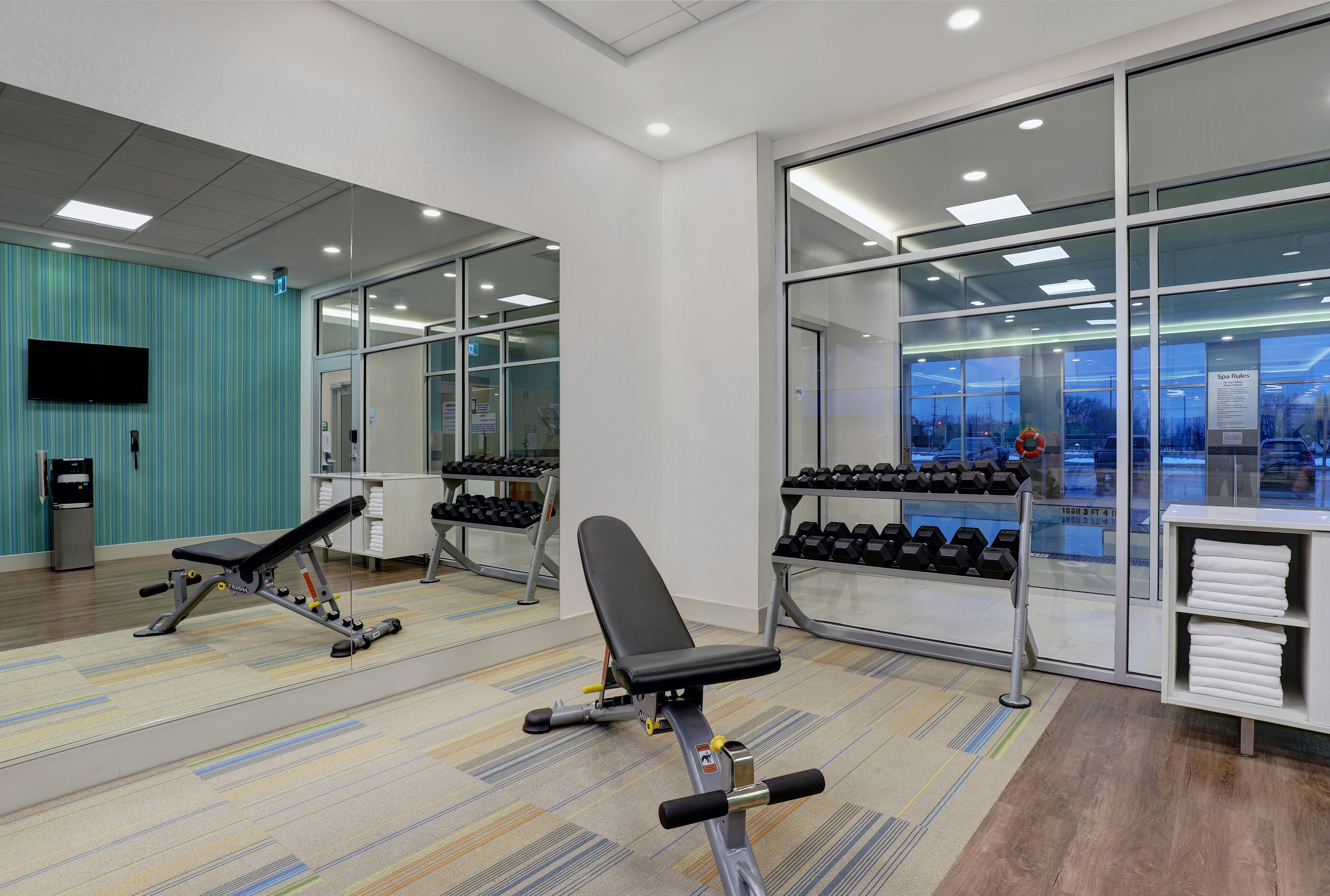 Holiday Inn Express And Suites Collingwood 45/73
