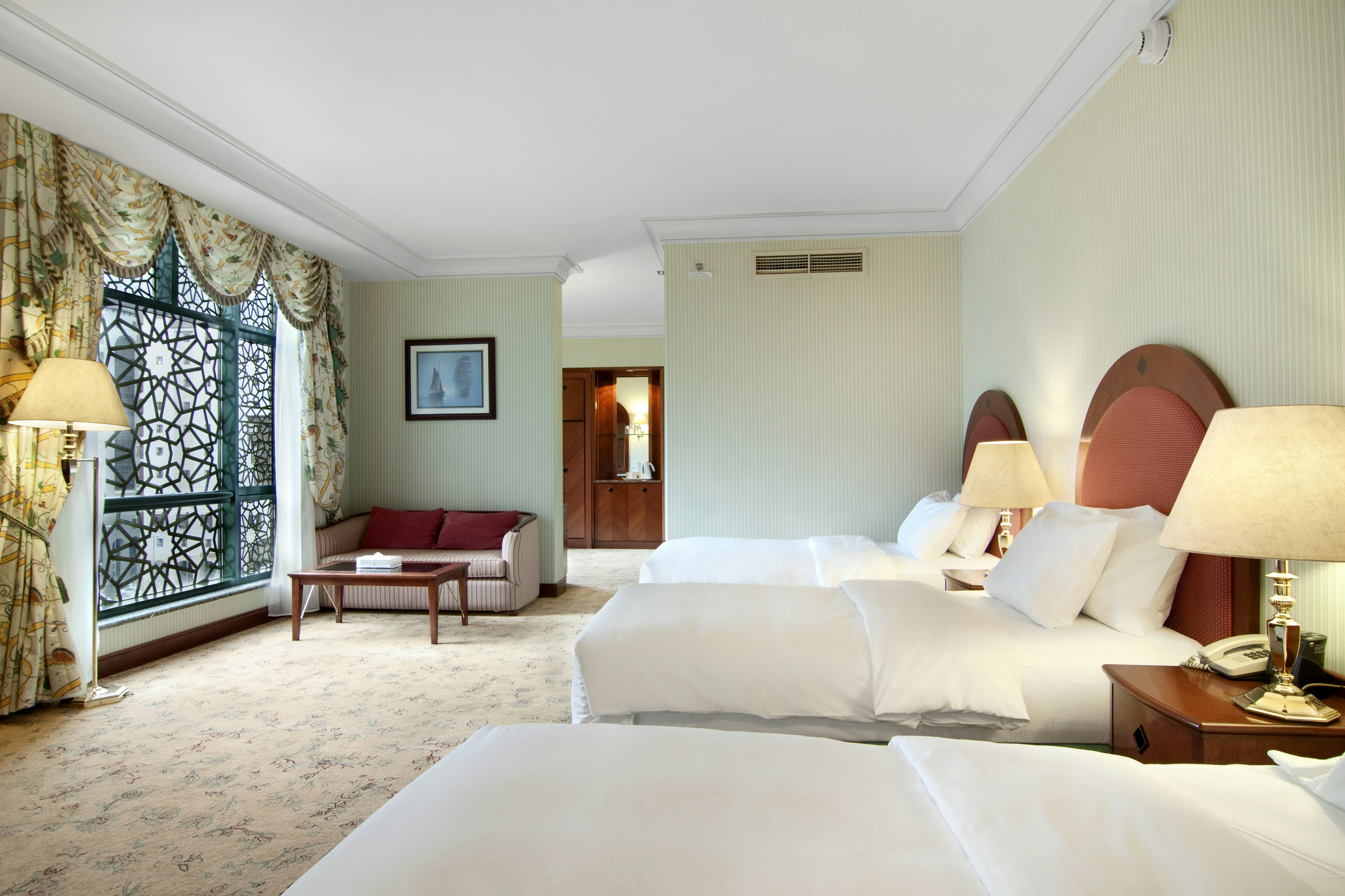 Junior Suite, Triple
