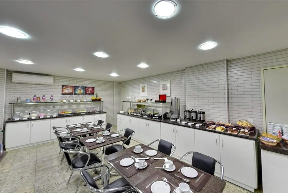 Hotel Confiance Prime Batel 32/38