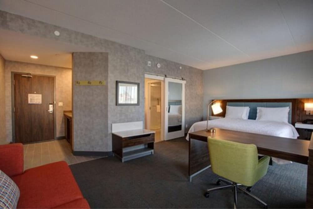 Hampton Inn and Suites by Hilton Waterloo St. Jacobs 20/45
