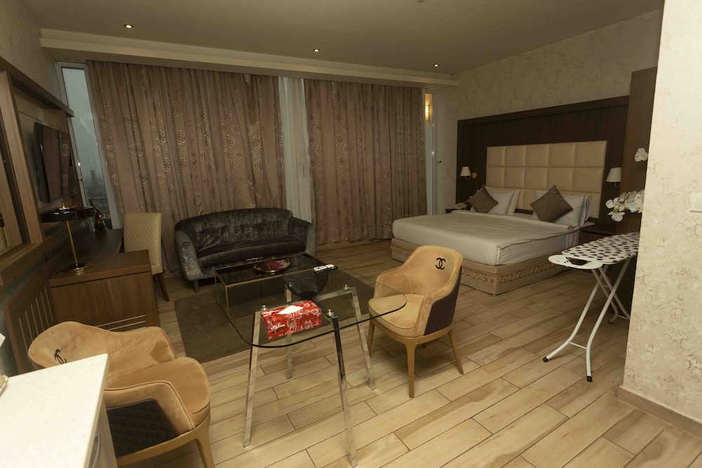 San Marino Hotel Apartment 36/50
