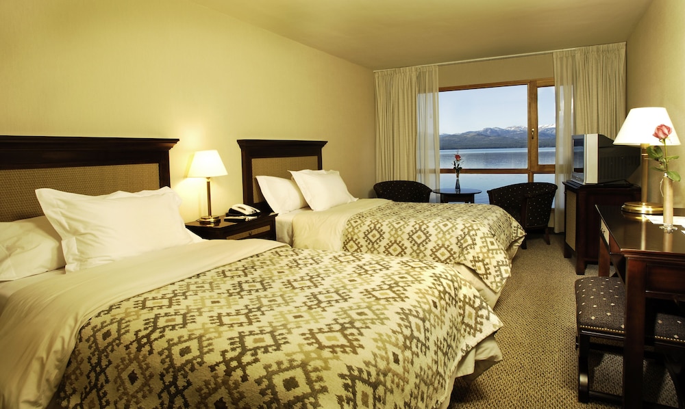 Cacique Inacayal Lake & Spa Hotel 19/50