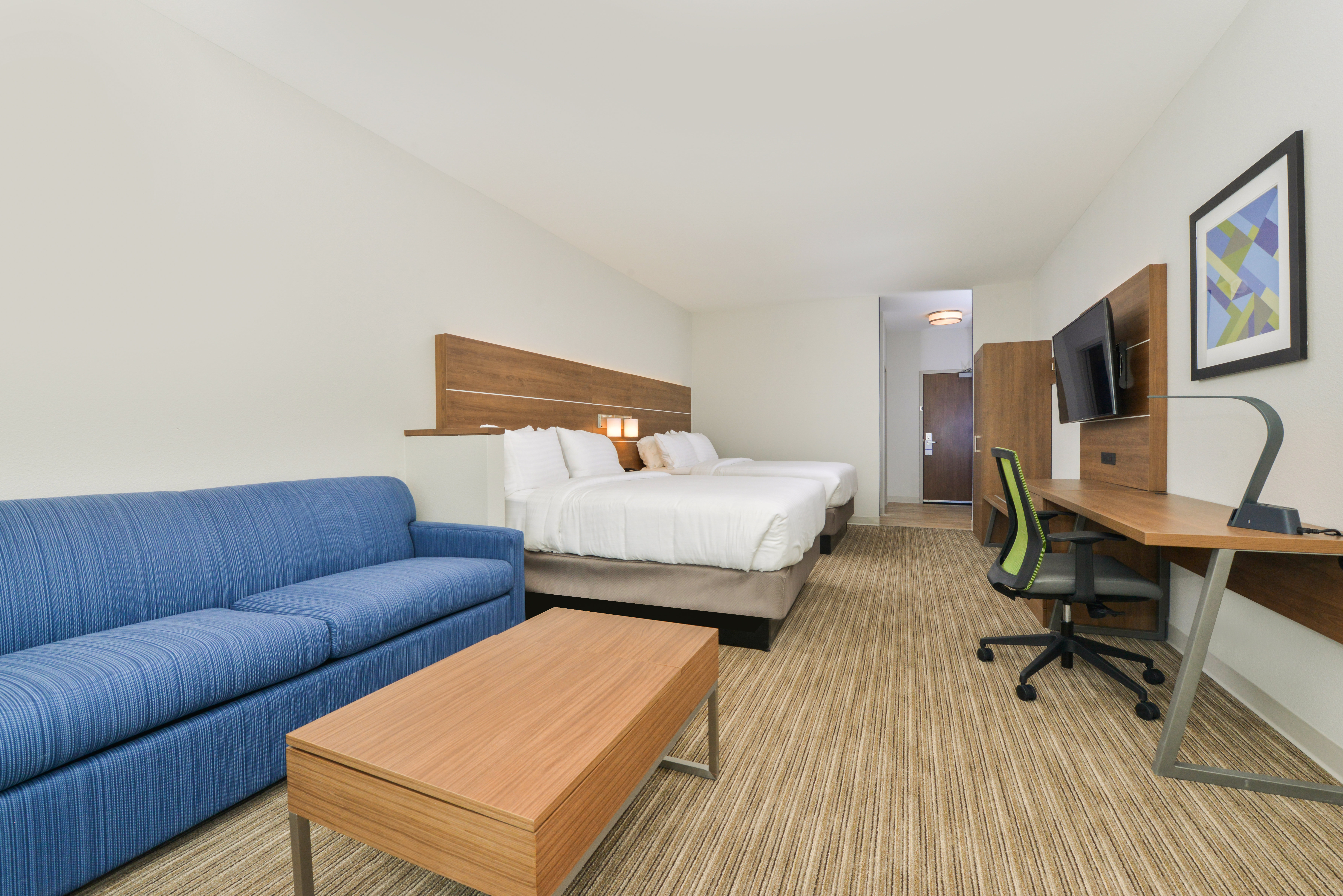 Holiday Inn Express Suites Chadron 24/76