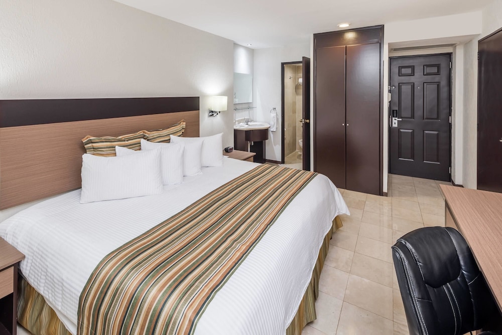 Ramada by Wyndham Hola Culiacan 16/45