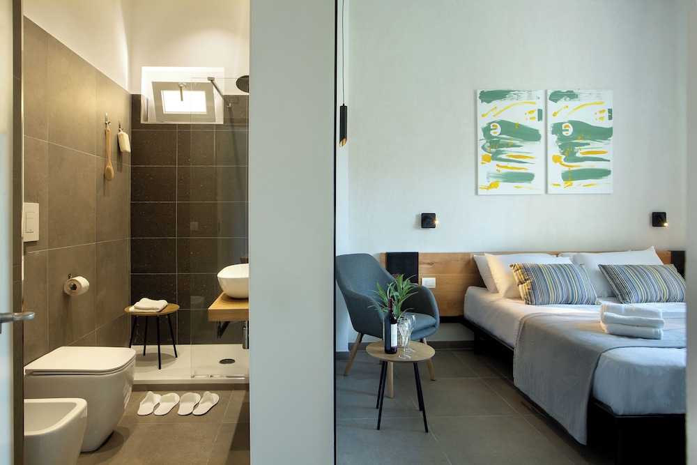 Mare Fuori Rooms 21/23