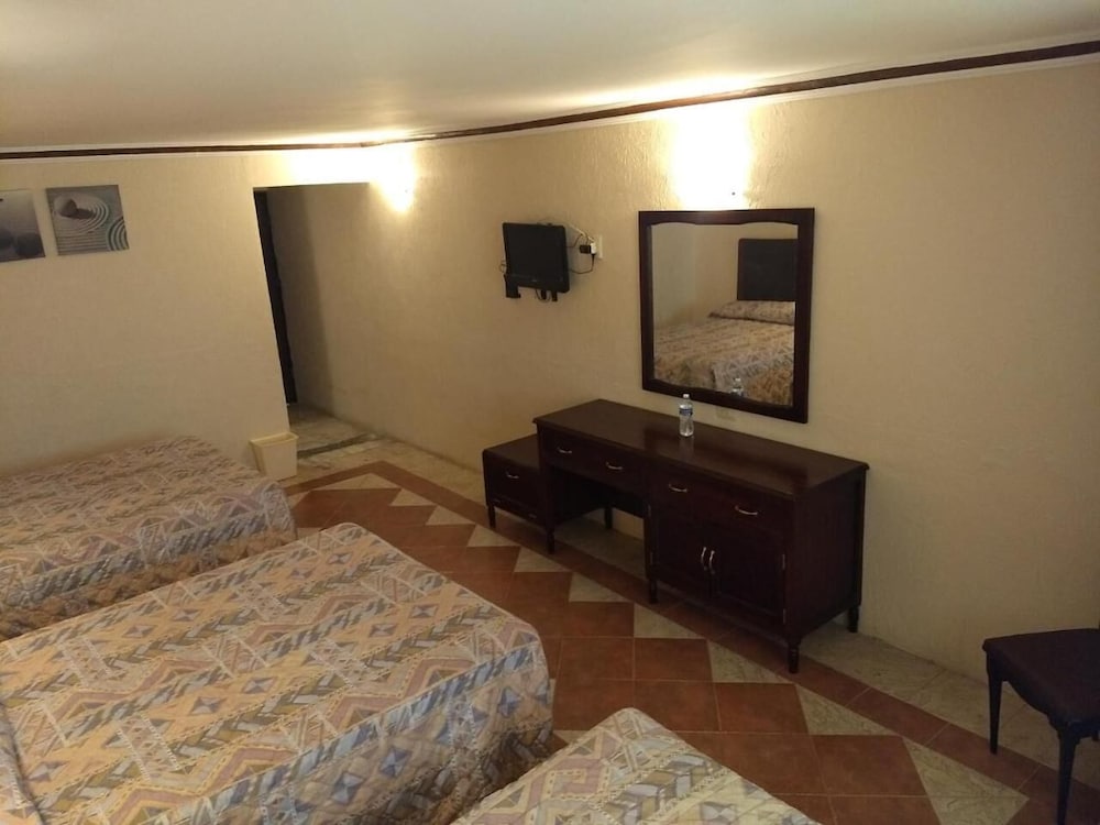 Hotel Acuario de Veracruz 11/21