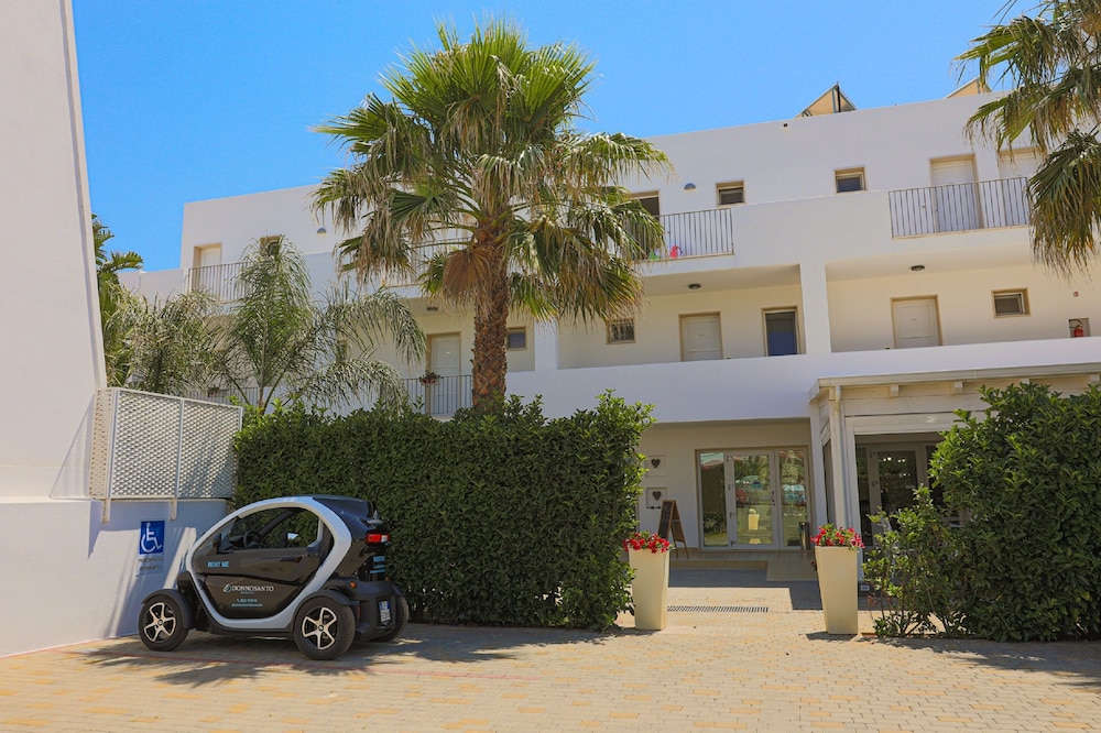 Donnosanto Hotel 33/50