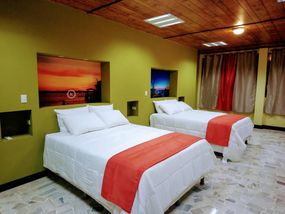 Kartagus Hotel Boutique 24/76